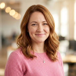 Emily Watson, Customer Support Head at Nimble Accrudorage